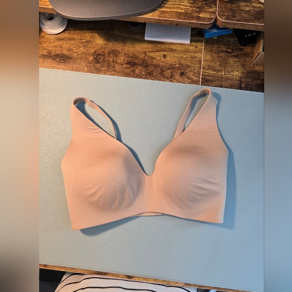 NWT Gap Body Everyday Wireless Bra - Picture 2 of 11